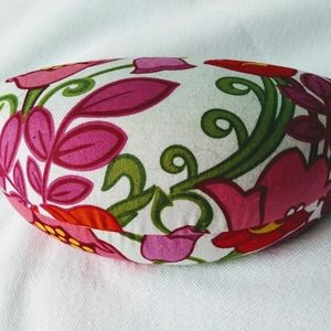 Vera Bradley clam shell glasses case